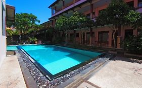 Pesona Beach Inn